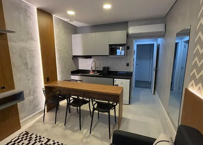 Flat 12 Aconchegante E Bem Localizado Fiergs, Consulado E Aeroporto * Porto Alegre